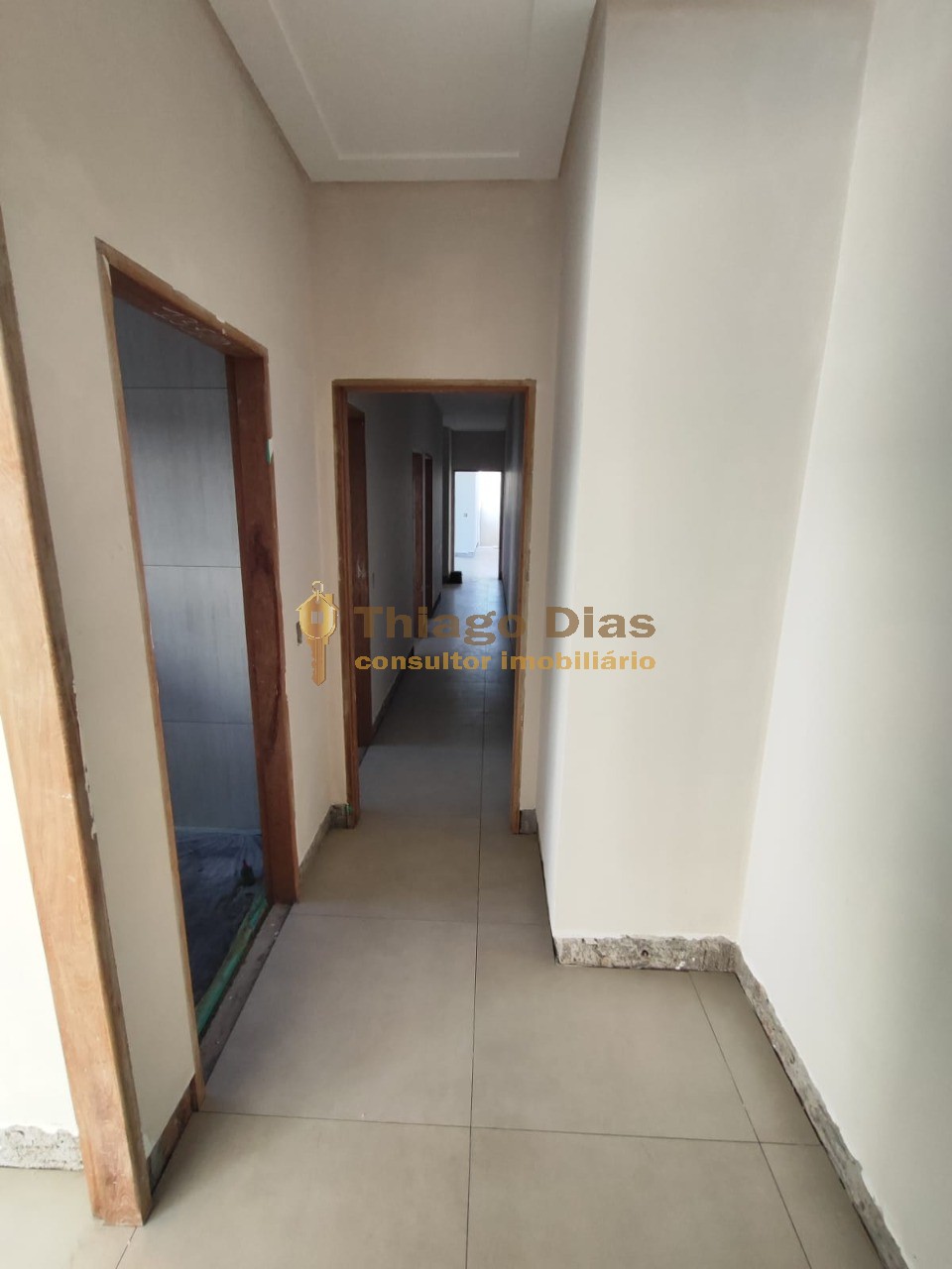Casa à venda com 3 quartos, 136m² - Foto 4