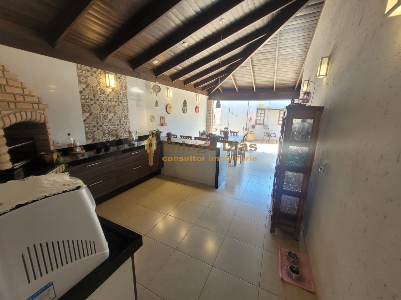 Casa à venda com 3 quartos, 200m² - Foto 6