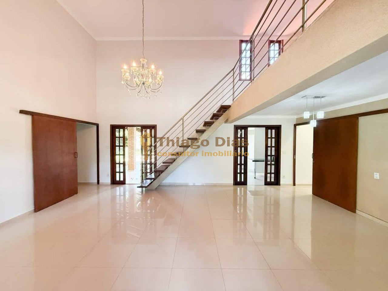 Casa à venda com 3 quartos, 240m² - Foto 15