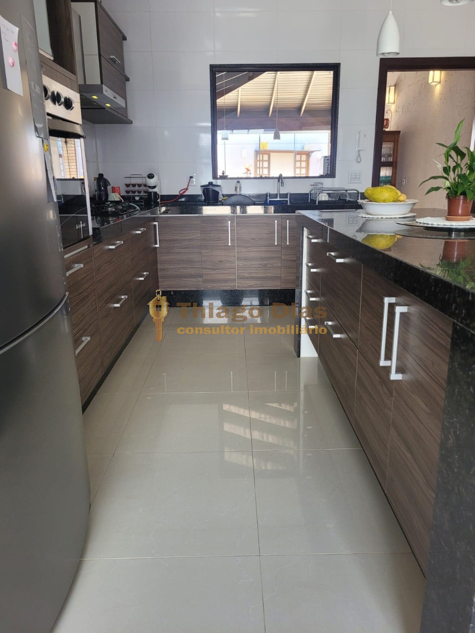 Casa à venda com 3 quartos, 200m² - Foto 14