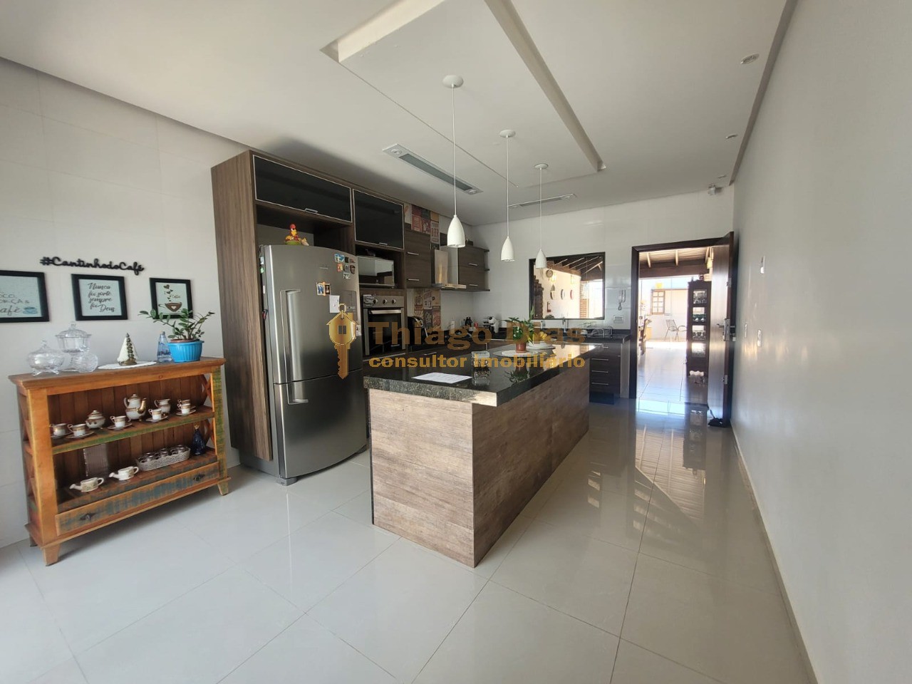 Casa à venda com 3 quartos, 200m² - Foto 18