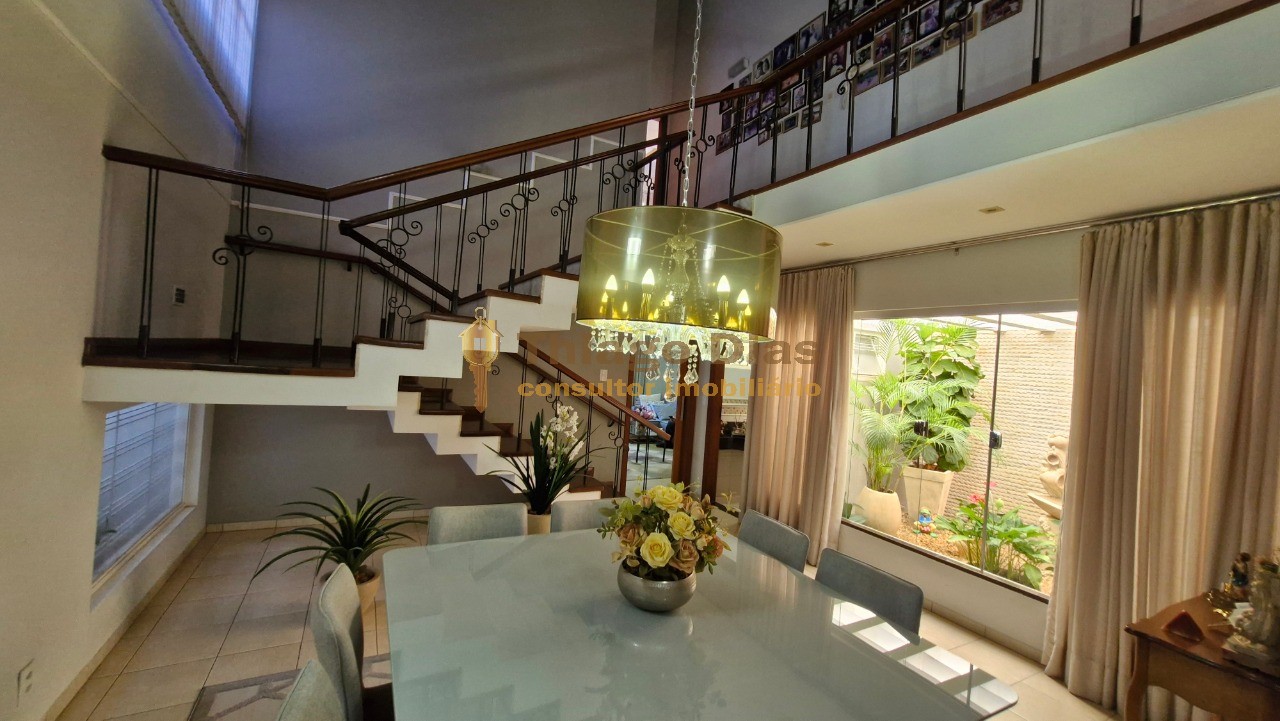 Casa, 4 quartos, 288 m² - Foto 8