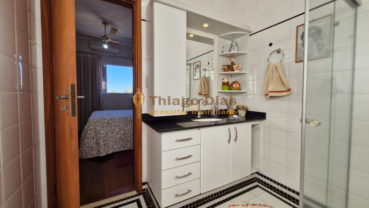 Casa, 4 quartos, 288 m² - Foto 37