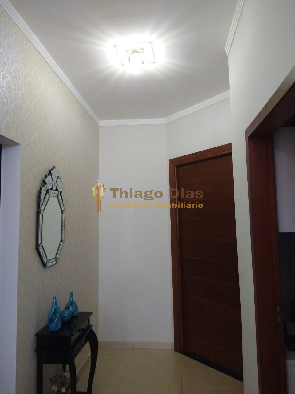 Casa, 3 quartos, 212 m² - Foto 2