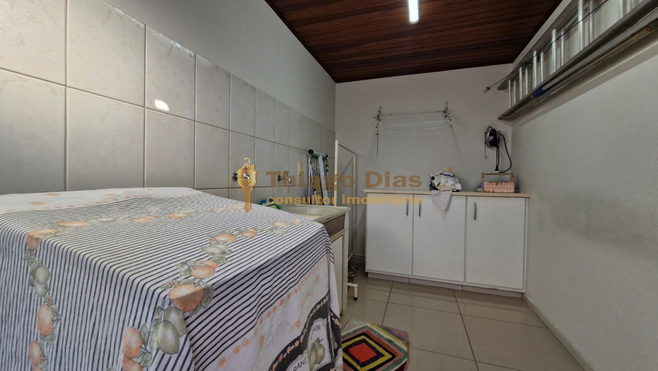 Casa, 4 quartos, 288 m² - Foto 29