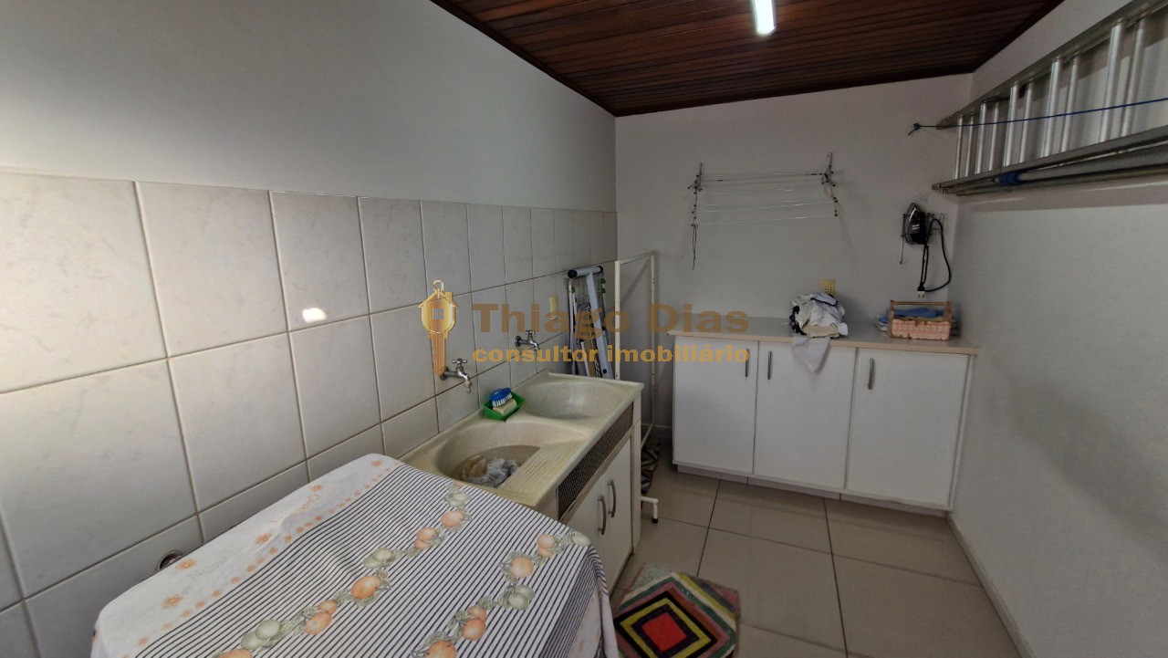 Casa, 4 quartos, 288 m² - Foto 30