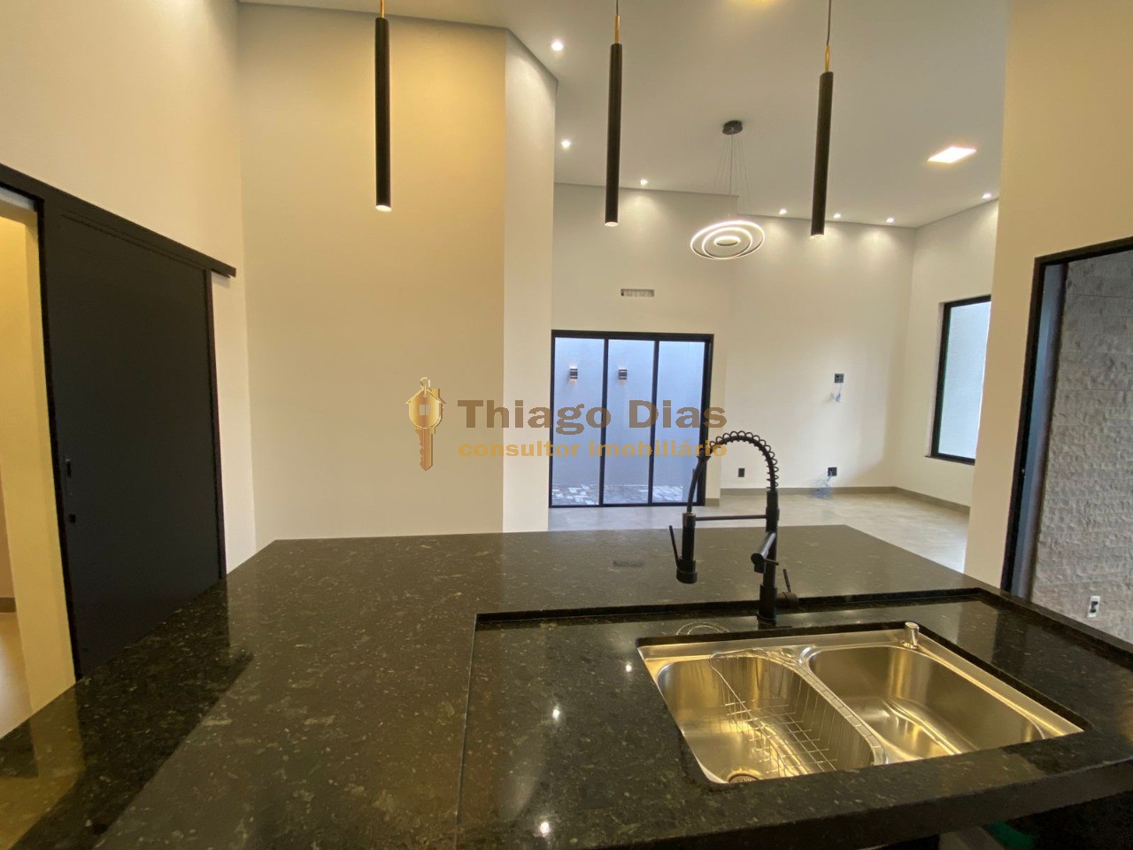 Casa à venda com 3 quartos, 128m² - Foto 16