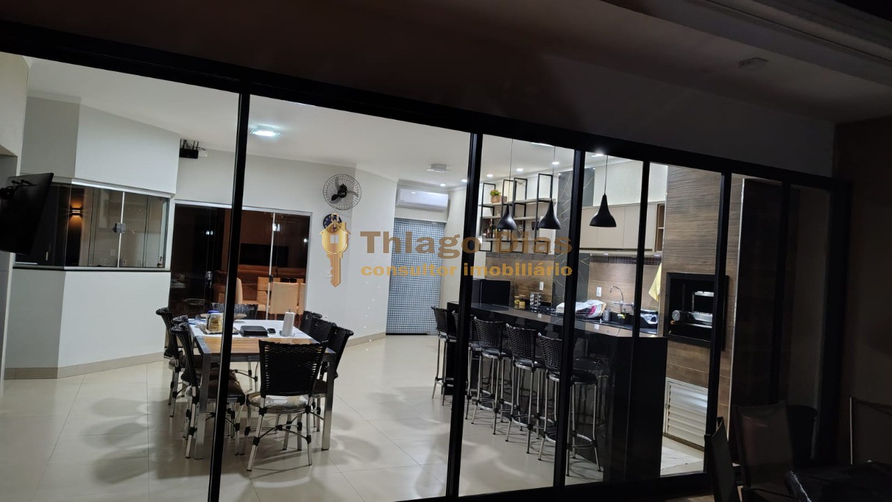 Casa, 3 quartos, 212 m² - Foto 6