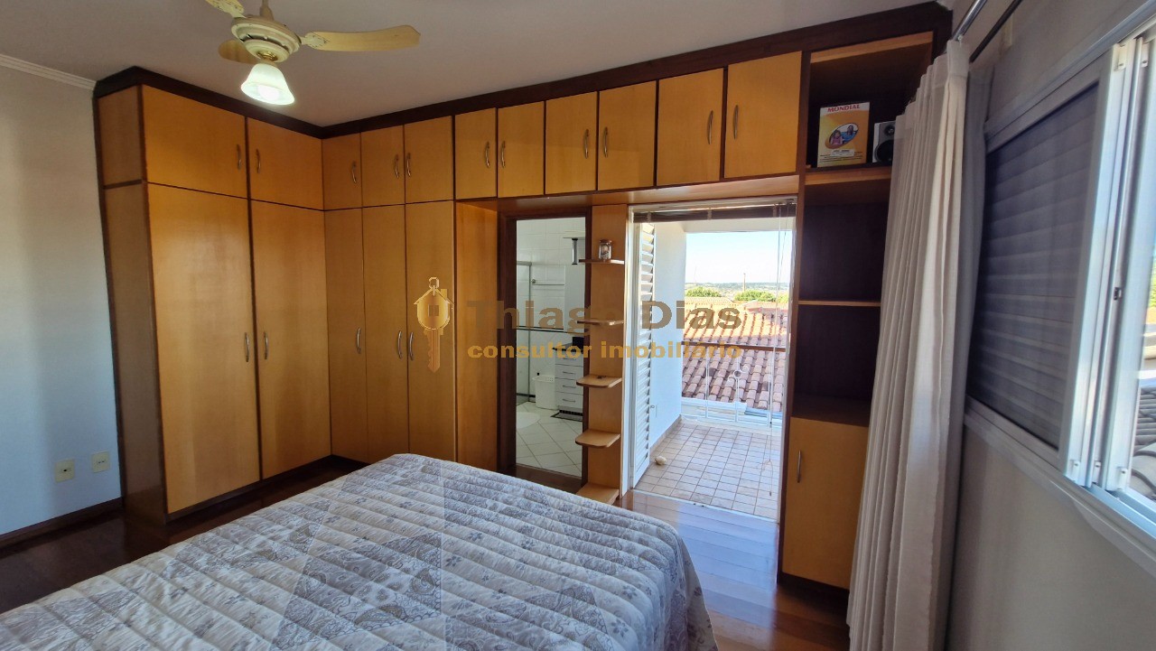 Casa, 4 quartos, 288 m² - Foto 45