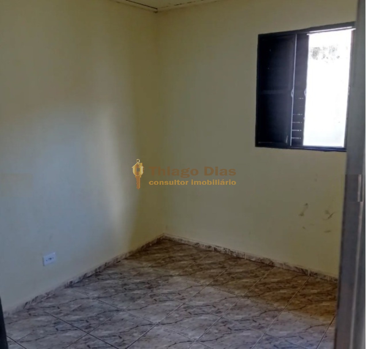 Casa à venda com 2 quartos, 68m² - Foto 4