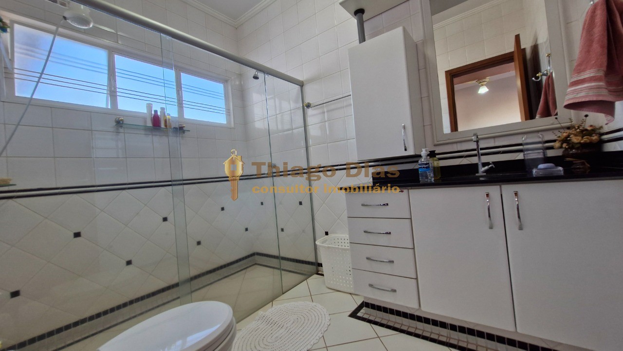 Casa, 4 quartos, 288 m² - Foto 47