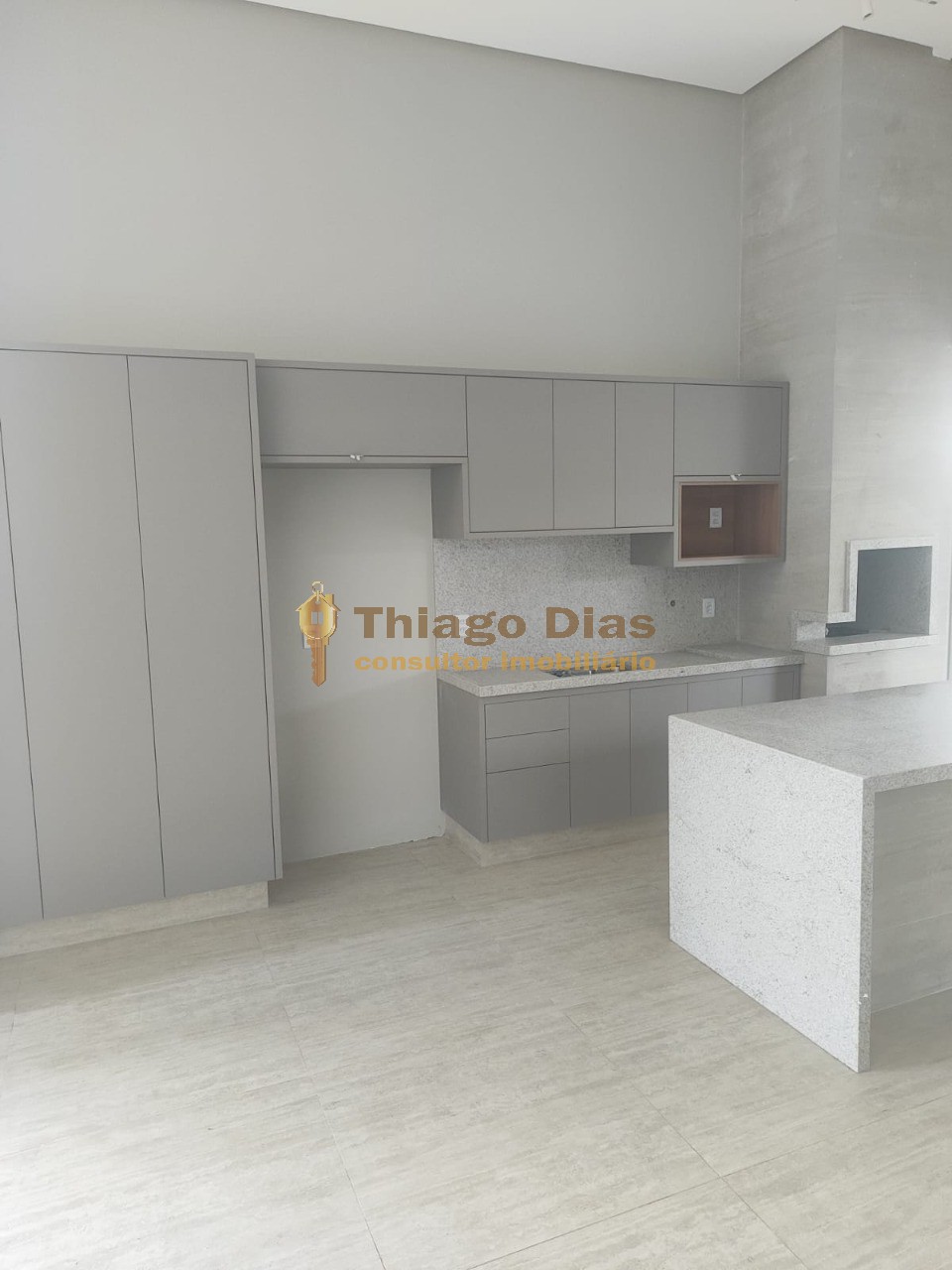 Casa à venda com 3 quartos, 137m² - Foto 4