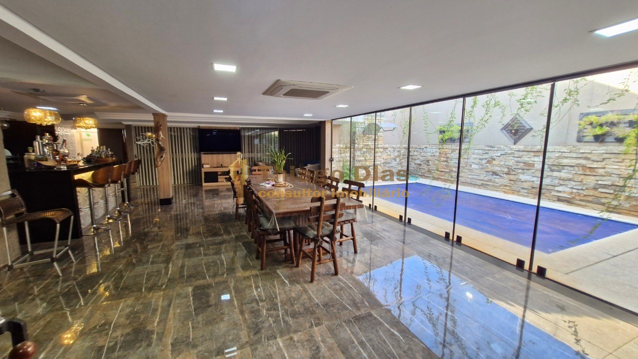 Casa, 4 quartos, 406 m² - Foto 1