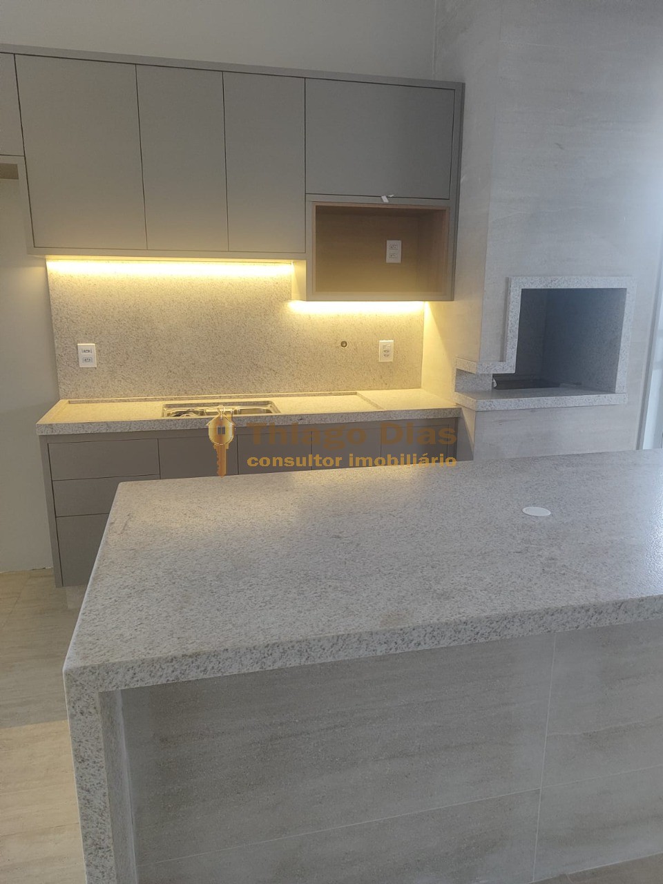 Casa à venda com 3 quartos, 137m² - Foto 5
