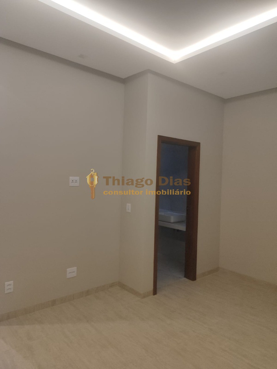 Casa à venda com 3 quartos, 137m² - Foto 8