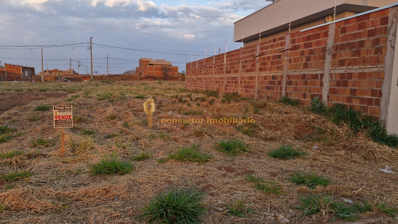 Terreno, 200 m² - Foto 1