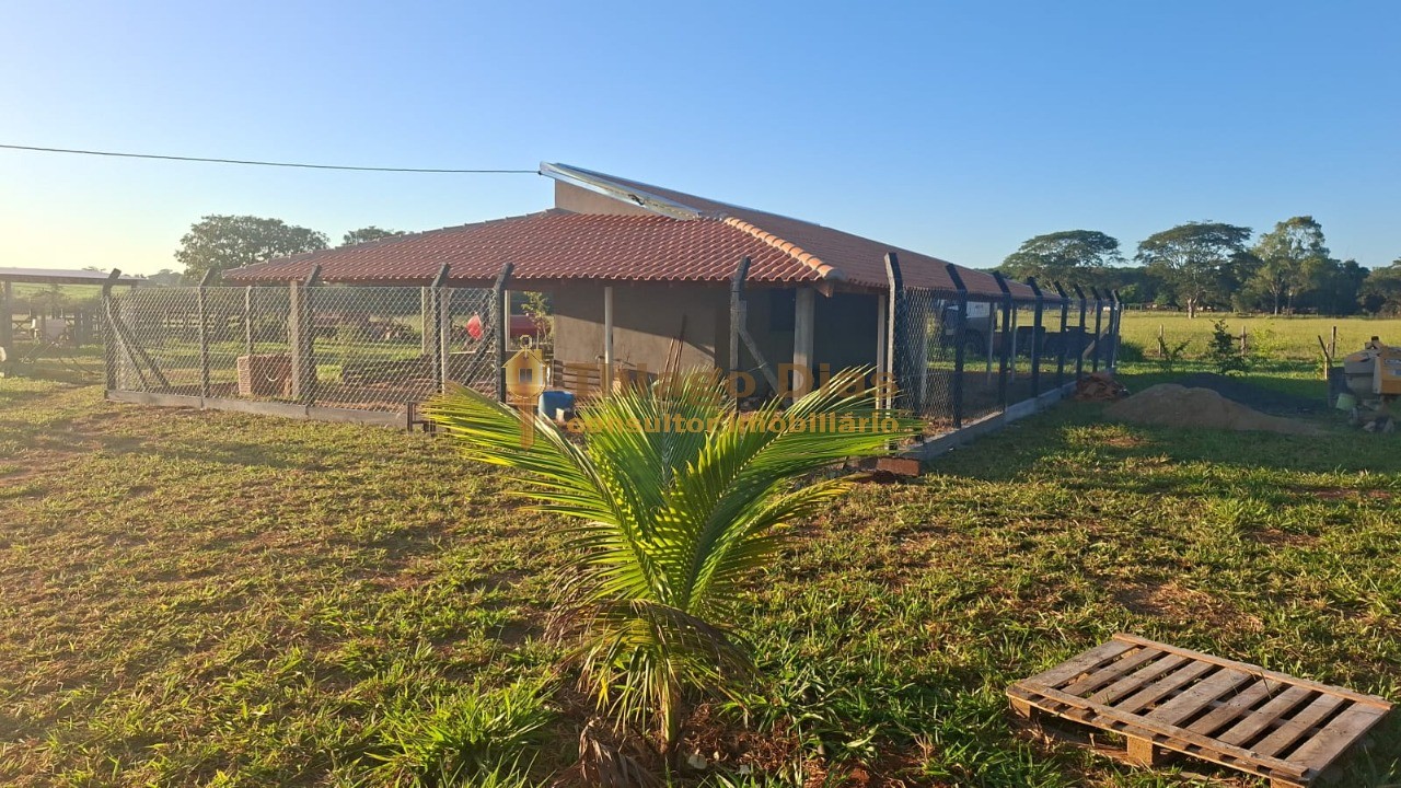 Sítio, 2 quartos, 10 m² - Foto 1