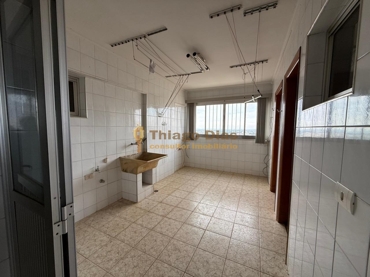 Apartamento, 4 quartos, 264 m² - Foto 35