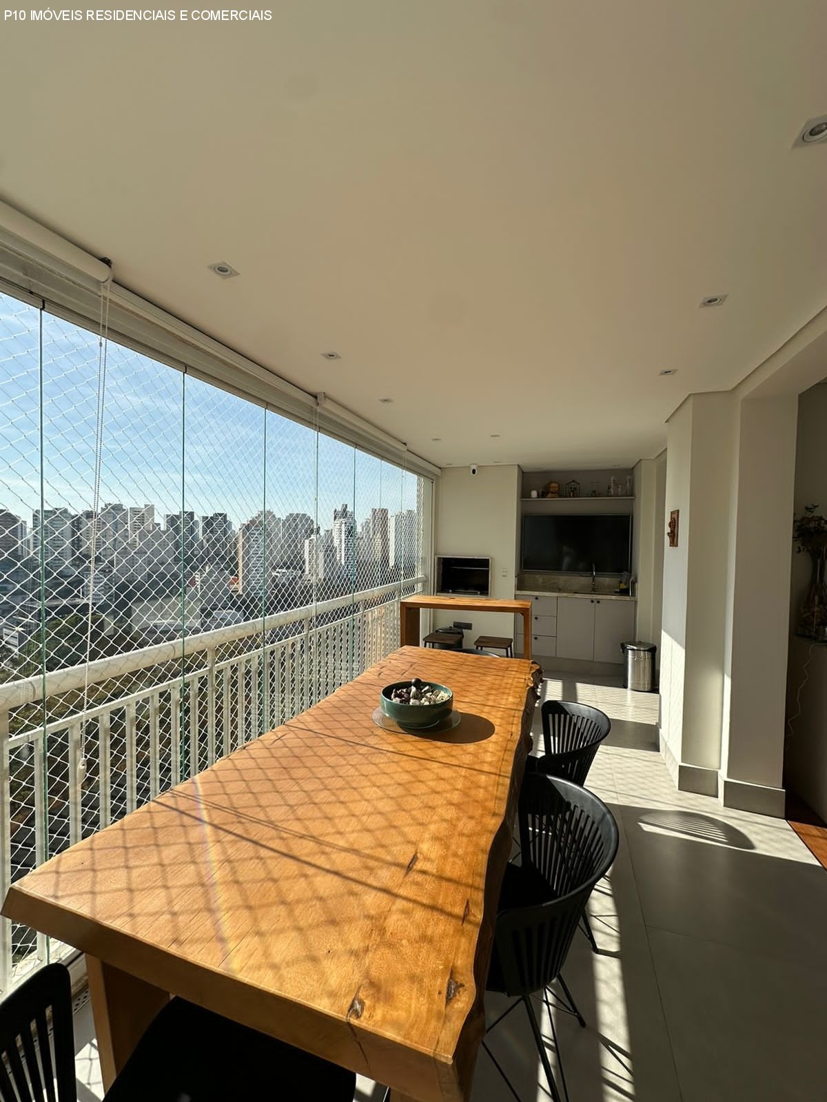 Apartamento à venda e aluguel com 3 quartos, 138m² - Foto 1