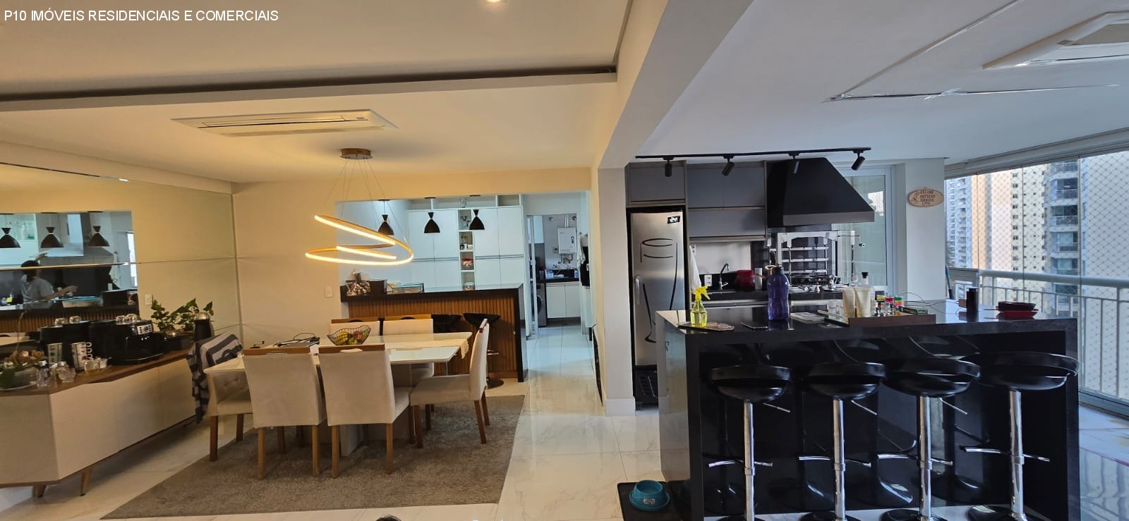 Apartamento, 3 quartos, 168 m² - Foto 1