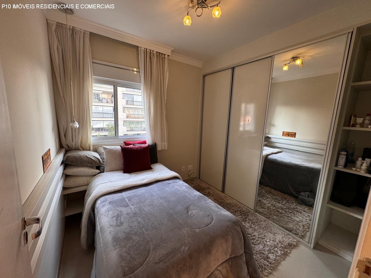 Apartamento à venda com 2 quartos, 80m² - Foto 11