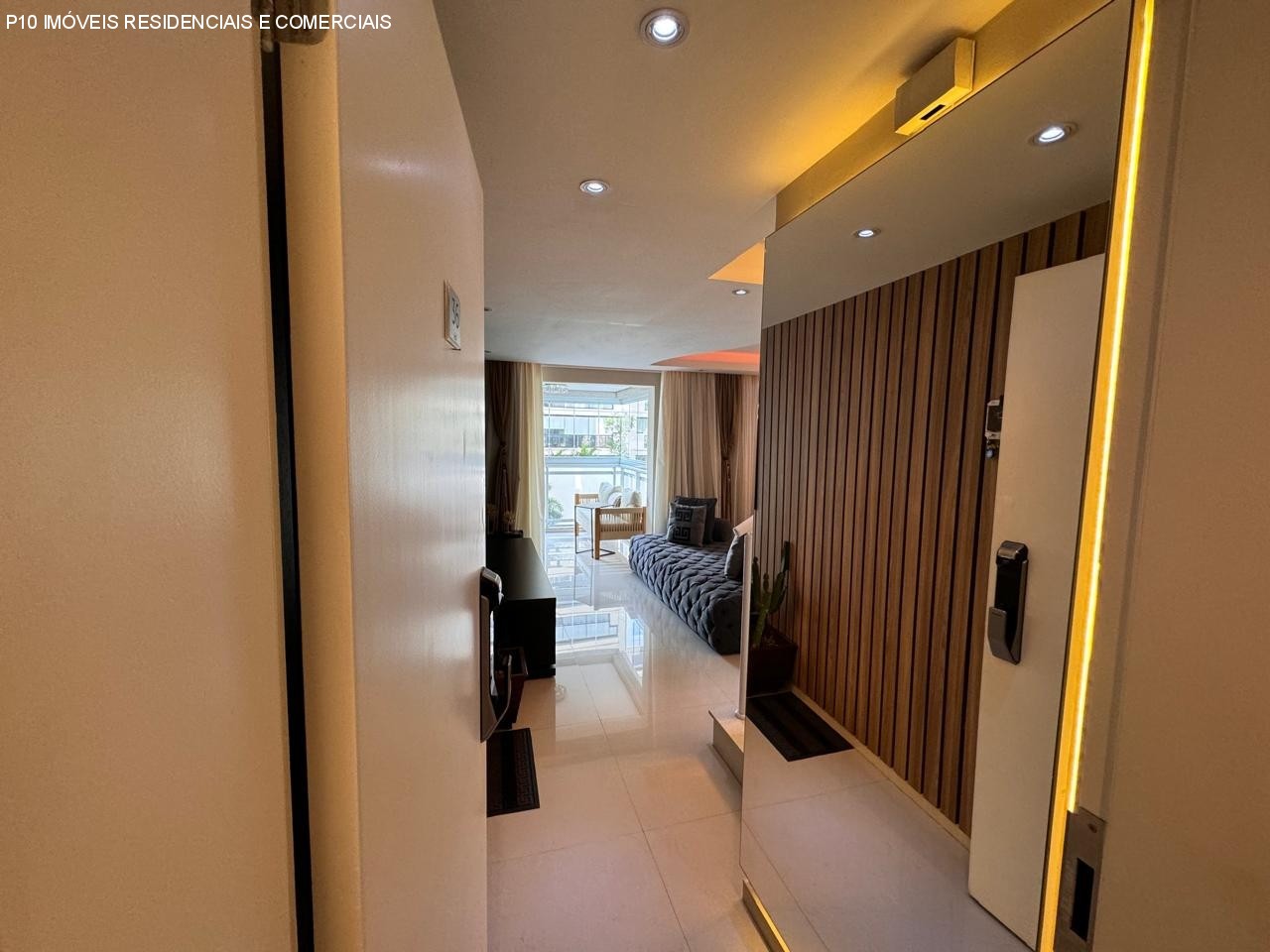 Apartamento à venda com 2 quartos, 80m² - Foto 21