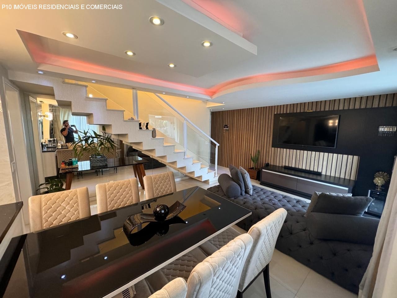 Apartamento à venda com 2 quartos, 80m² - Foto 2