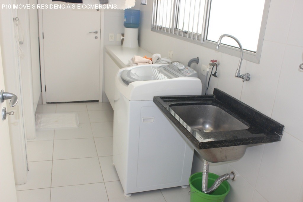 Apartamento à venda com 3 quartos, 160m² - Foto 18