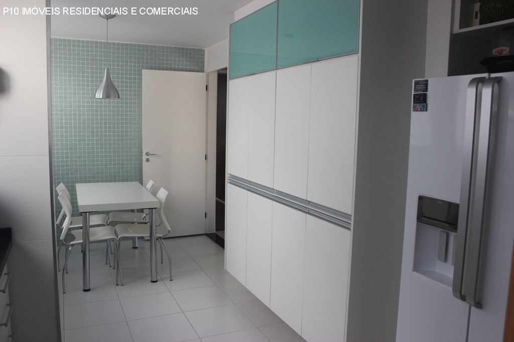Apartamento à venda com 3 quartos, 160m² - Foto 8