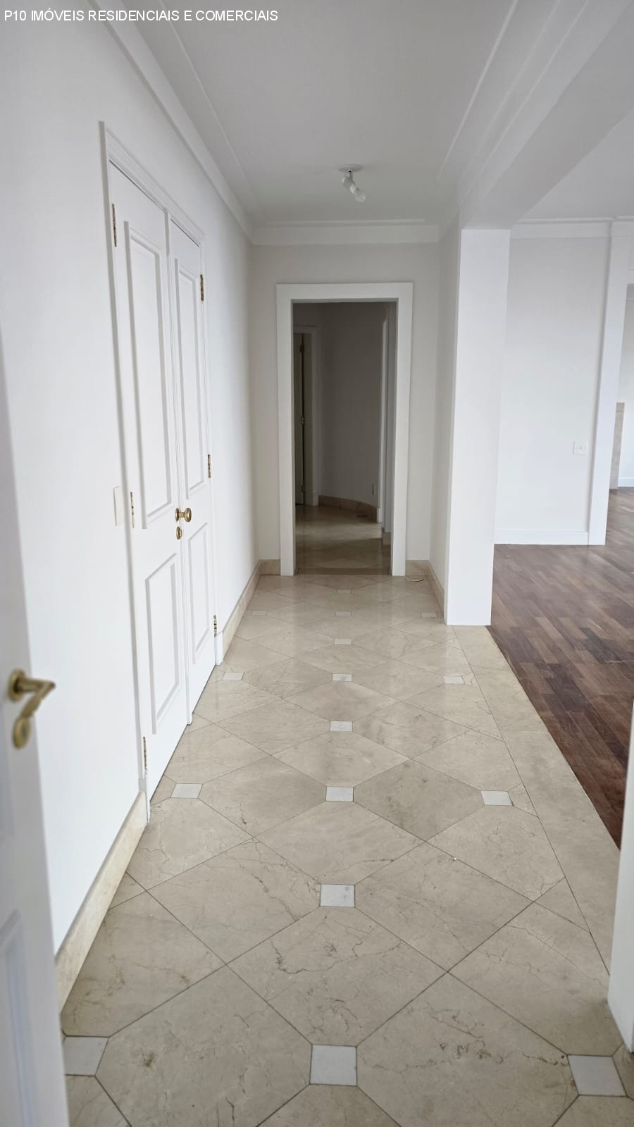 Apartamento à venda com 4 quartos, 430m² - Foto 26