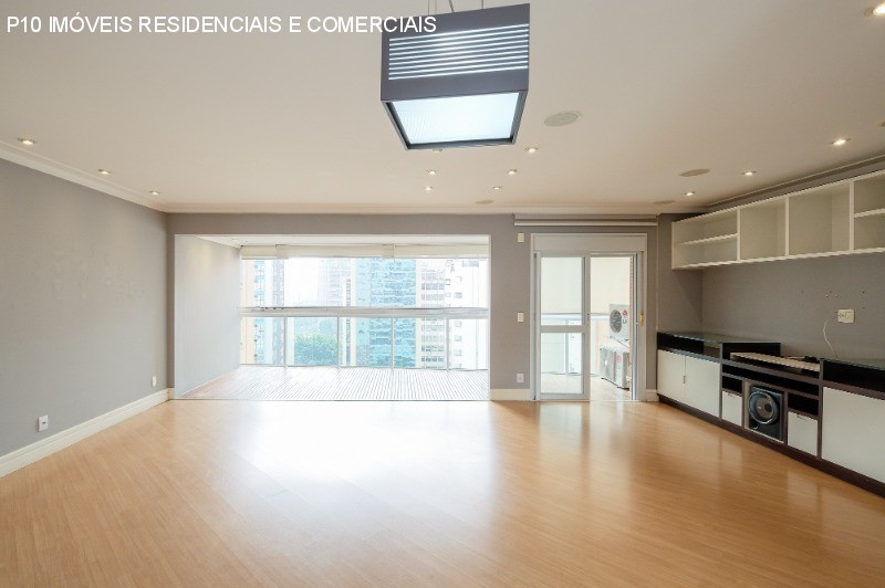 Apartamento à venda com 3 quartos, 124m² - Foto 2