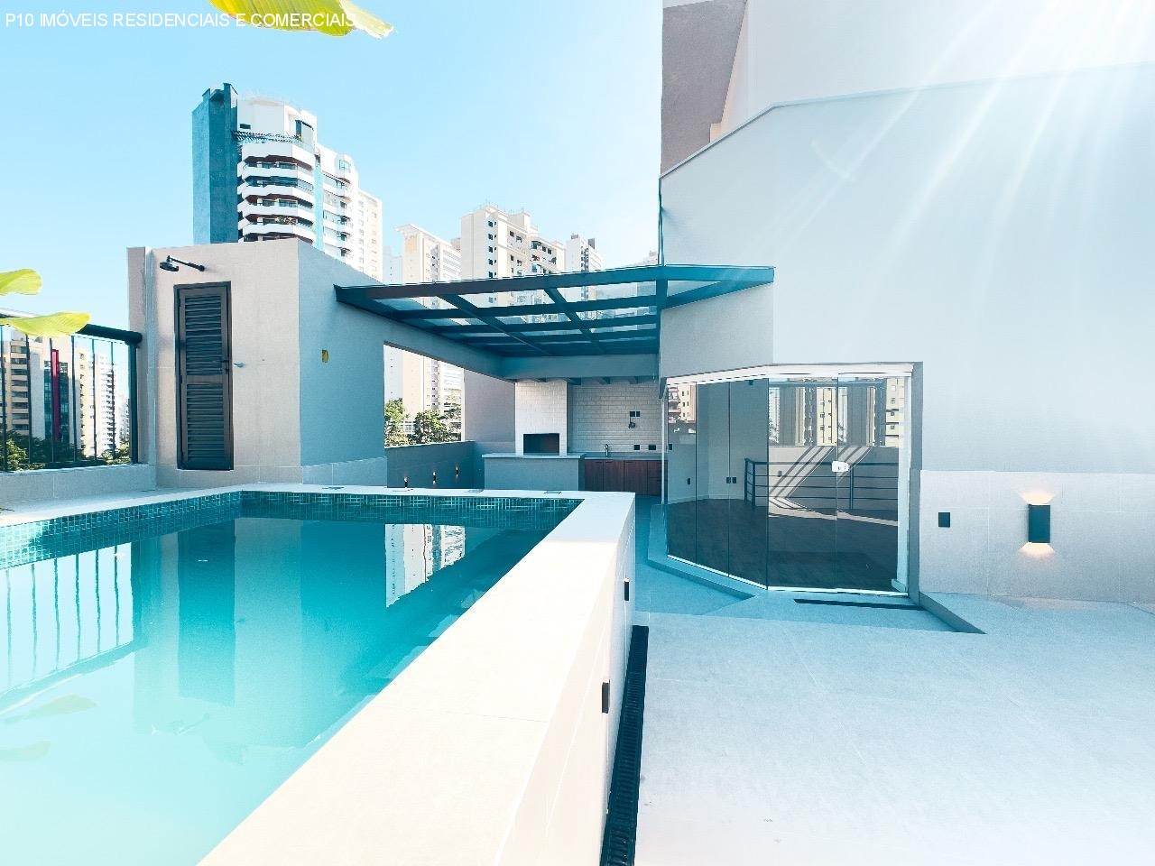 Cobertura, 3 quartos, 220 m² - Foto 1