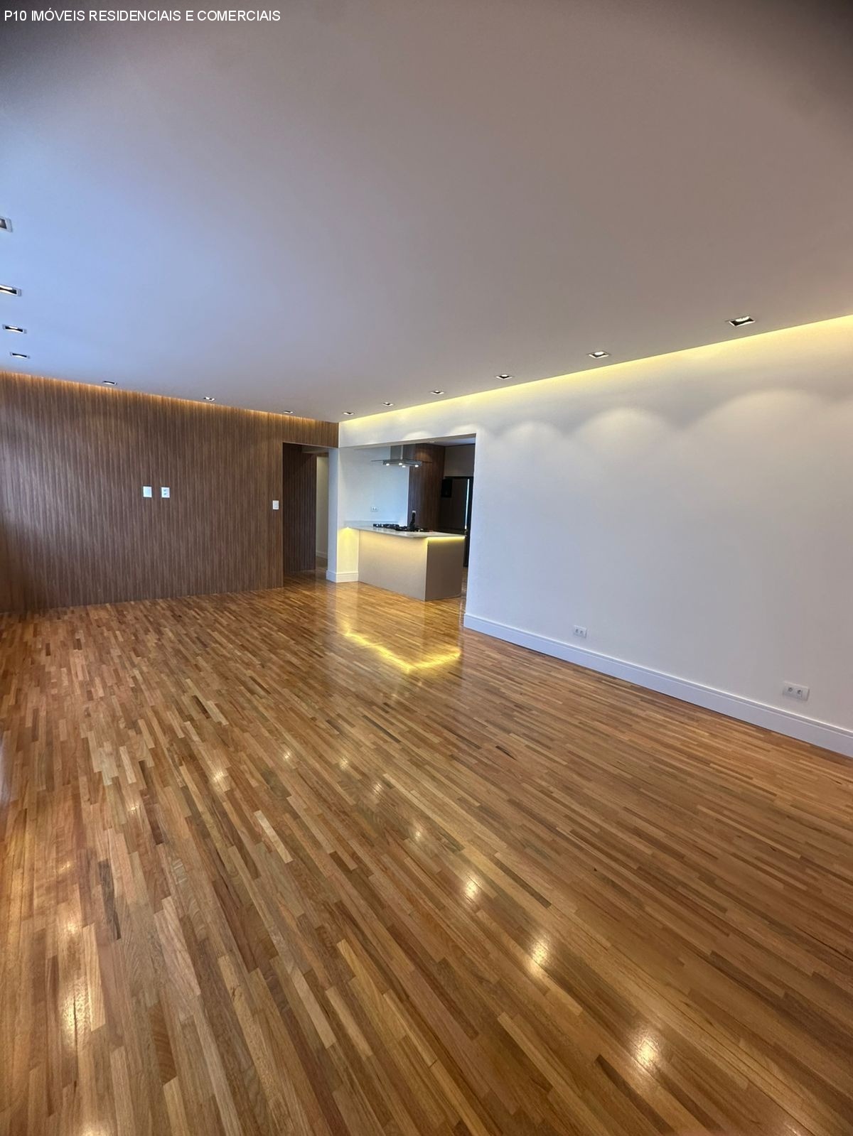 Apartamento, 3 quartos, 180 m² - Foto 1