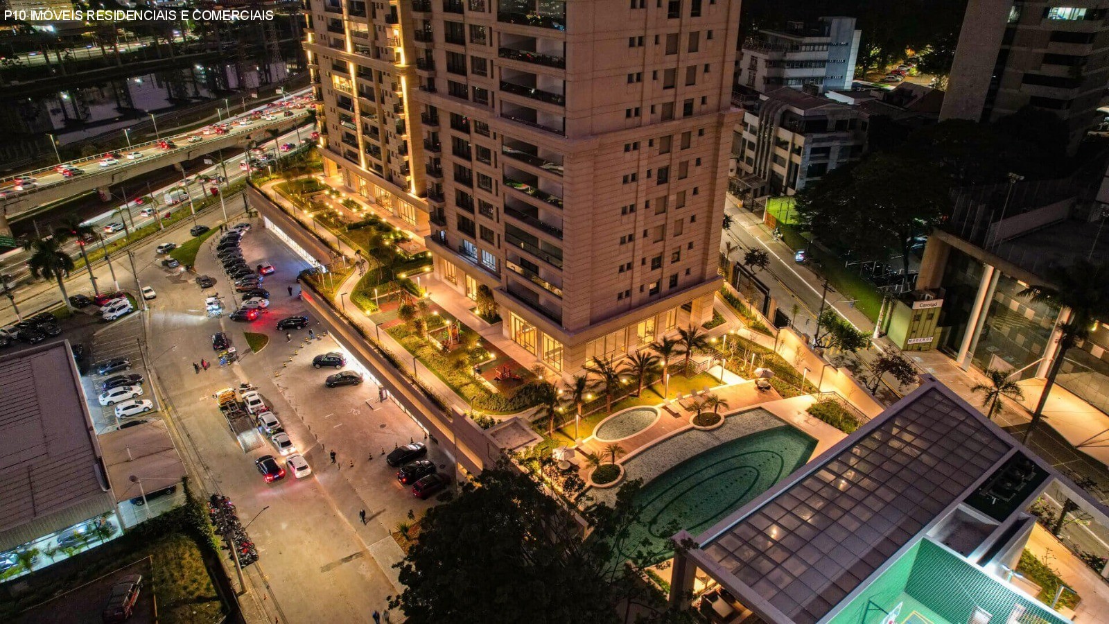 Apartamento à venda com 4 quartos, 211m² - Foto 44