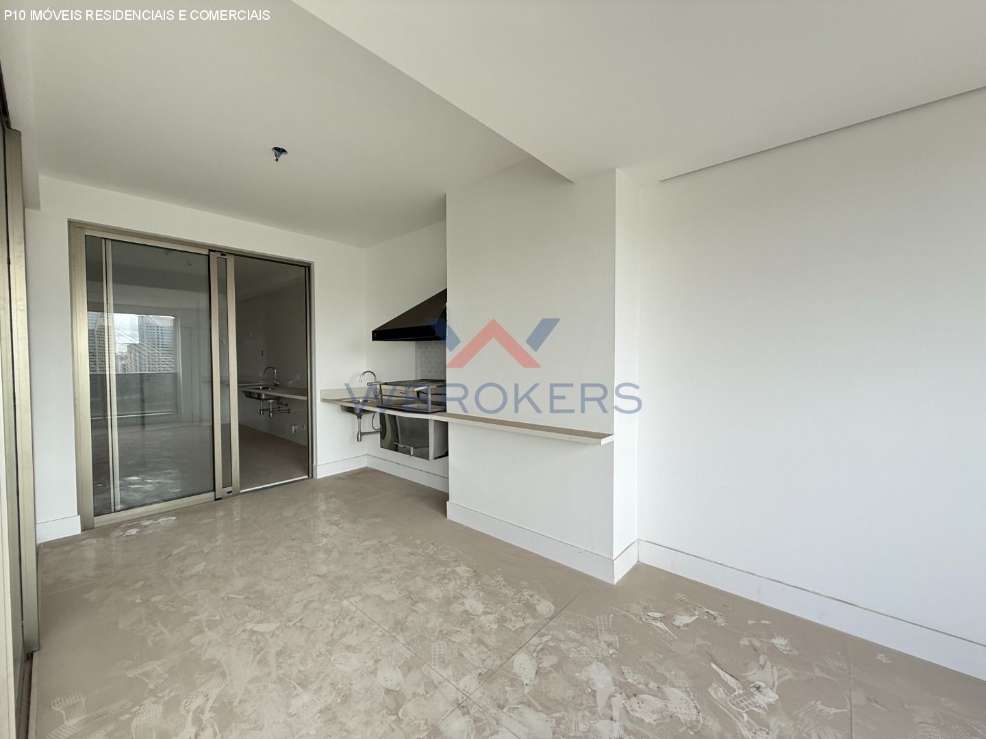 Apartamento à venda com 4 quartos, 211m² - Foto 4