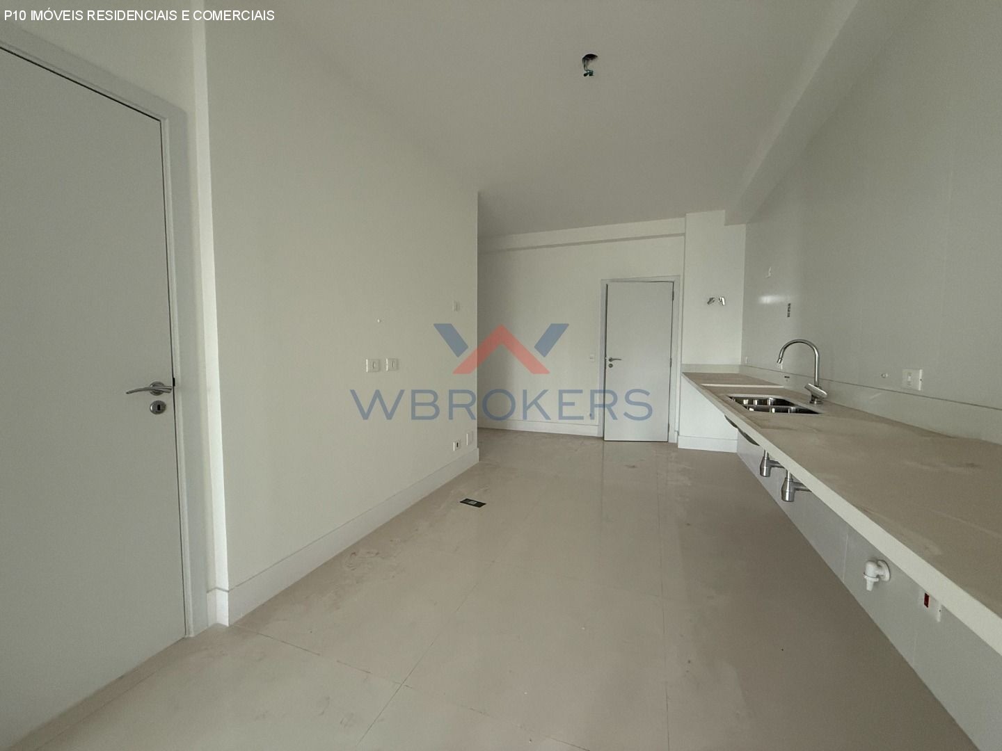 Apartamento à venda com 4 quartos, 211m² - Foto 8