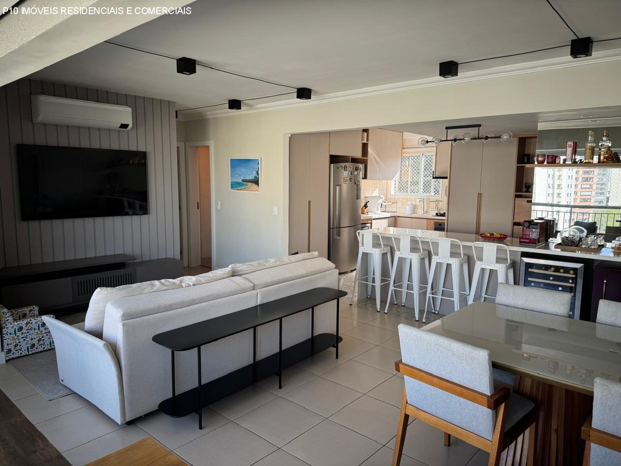 Apartamento à venda com 3 quartos, 125m² - Foto 3