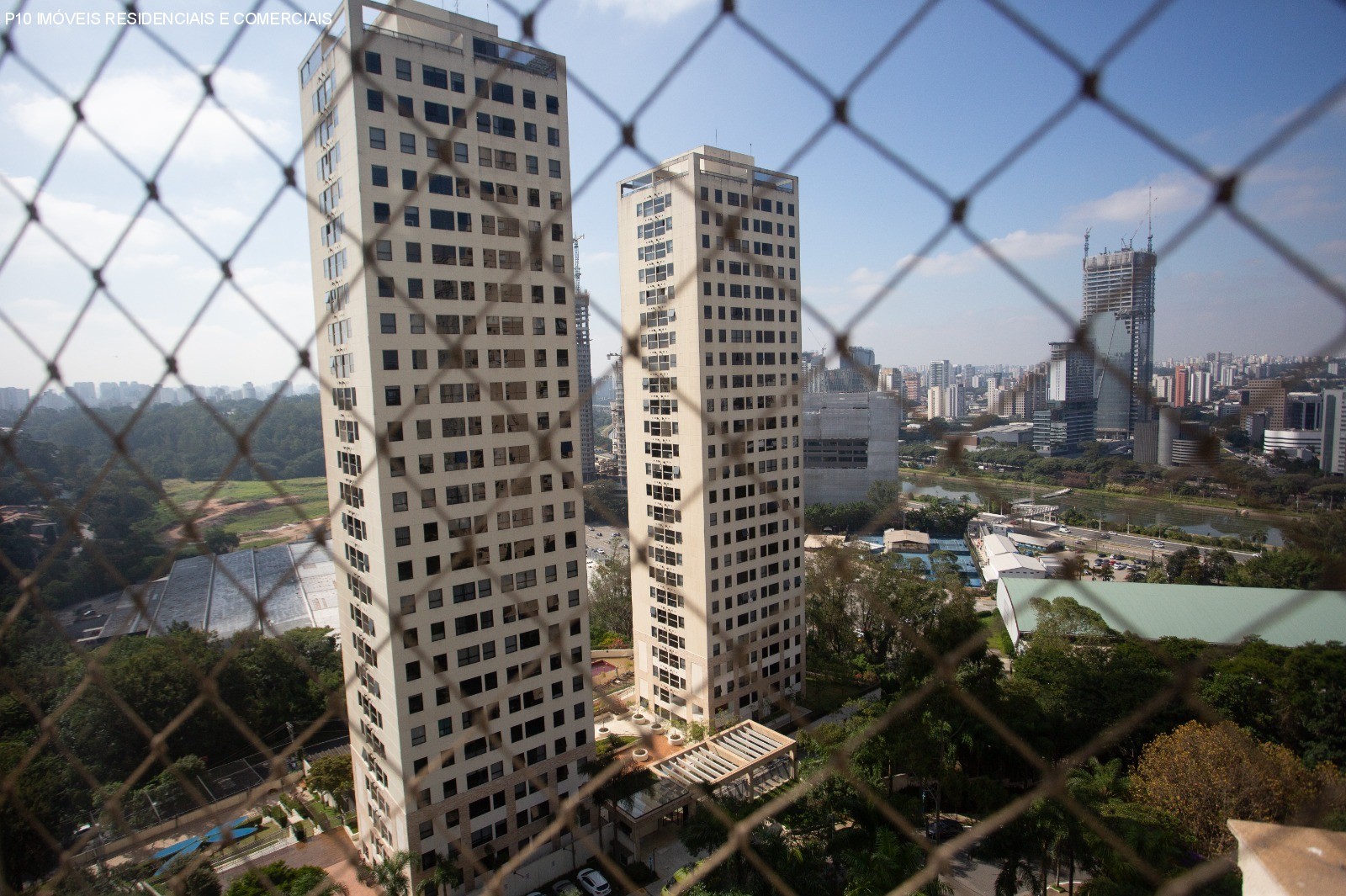Apartamento à venda com 4 quartos, 450m² - Foto 11