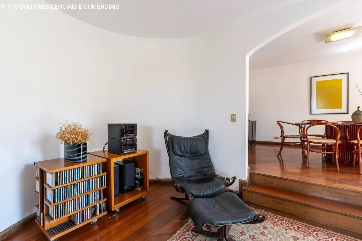 Casa à venda com 4 quartos, 417m² - Foto 17