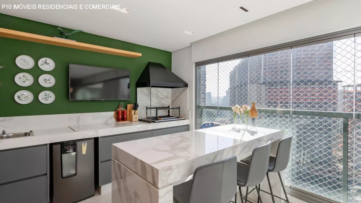 Apartamento à venda com 3 quartos, 181m² - Foto 3