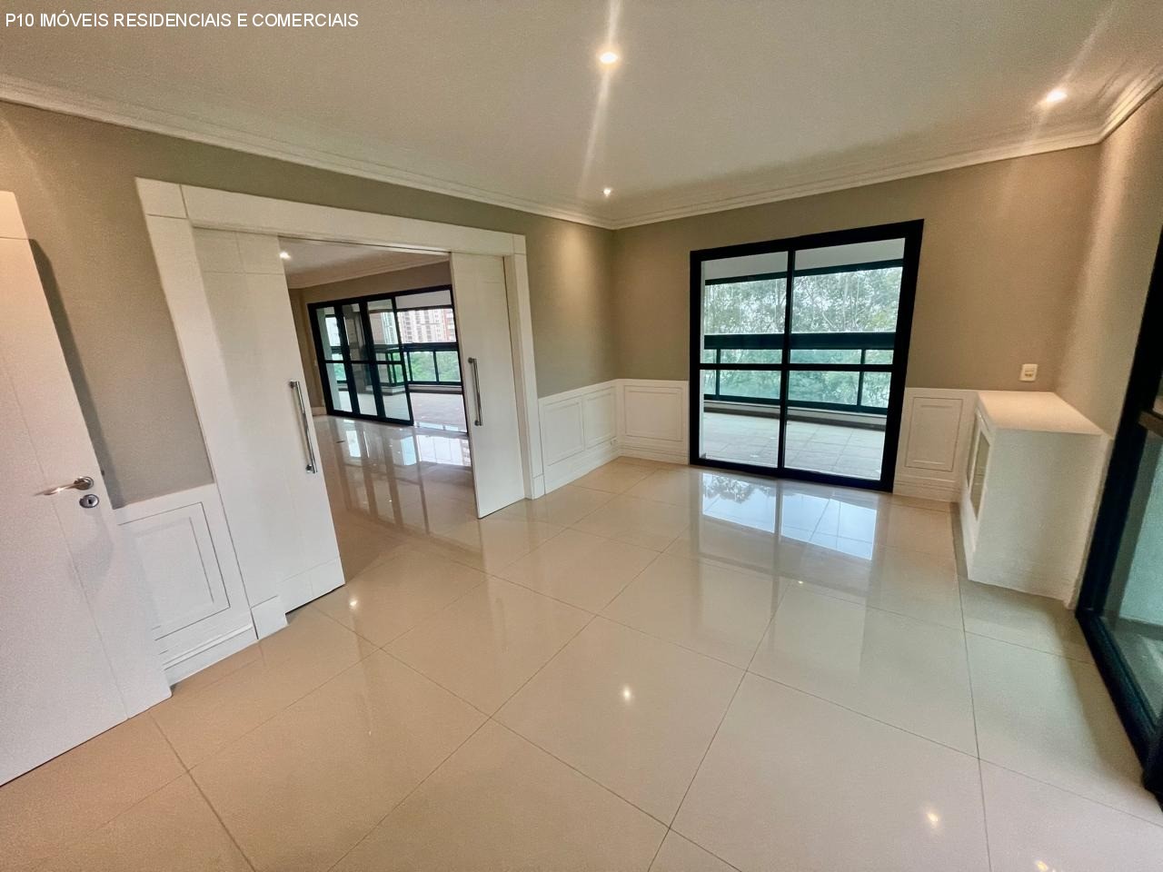 Apartamento à venda com 4 quartos, 385m² - Foto 11