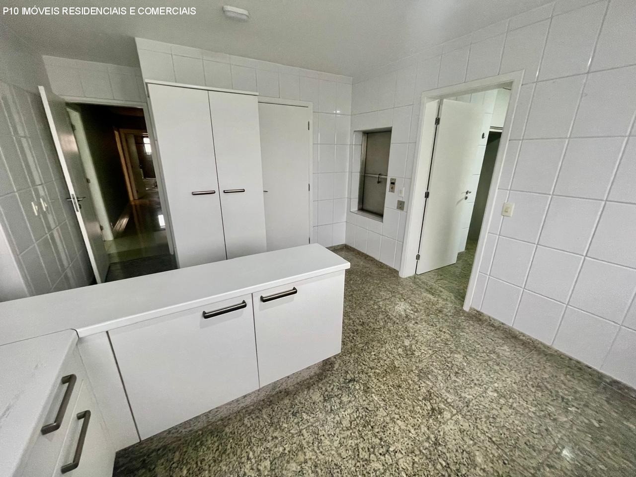 Apartamento à venda com 4 quartos, 385m² - Foto 16