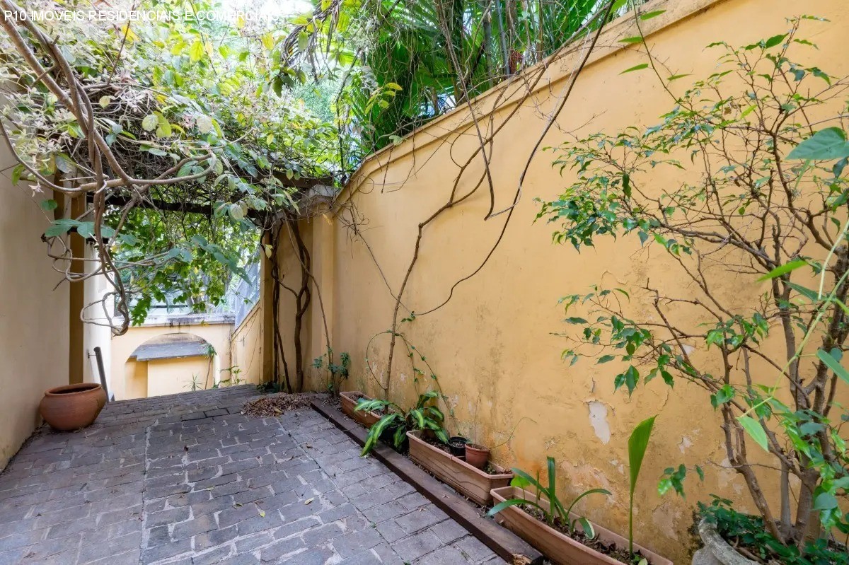 Casa à venda com 4 quartos, 417m² - Foto 6