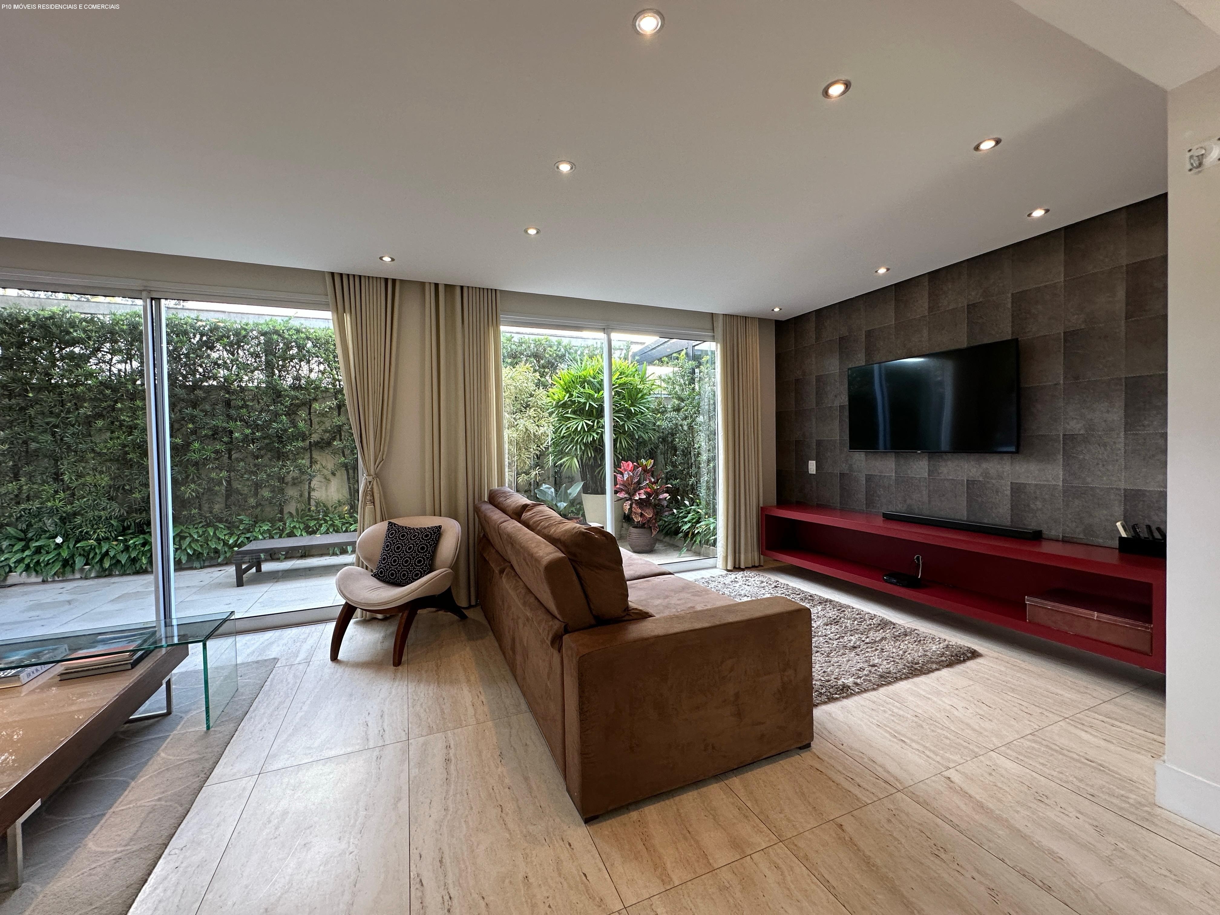 Casa de Condomínio, 4 quartos - Foto 1