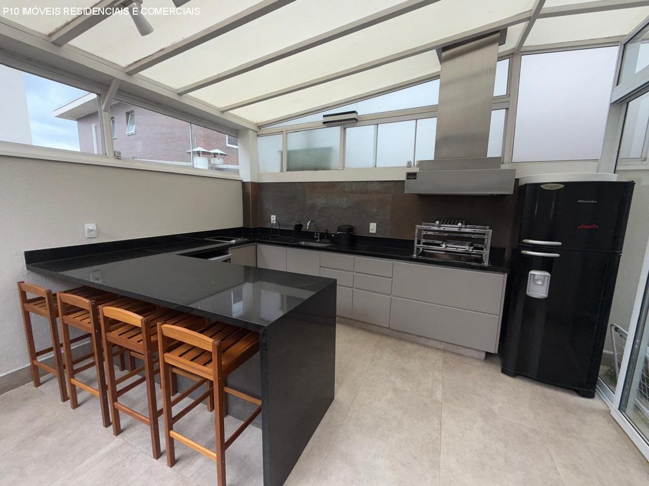 Casa de Condomínio, 4 quartos - Foto 1