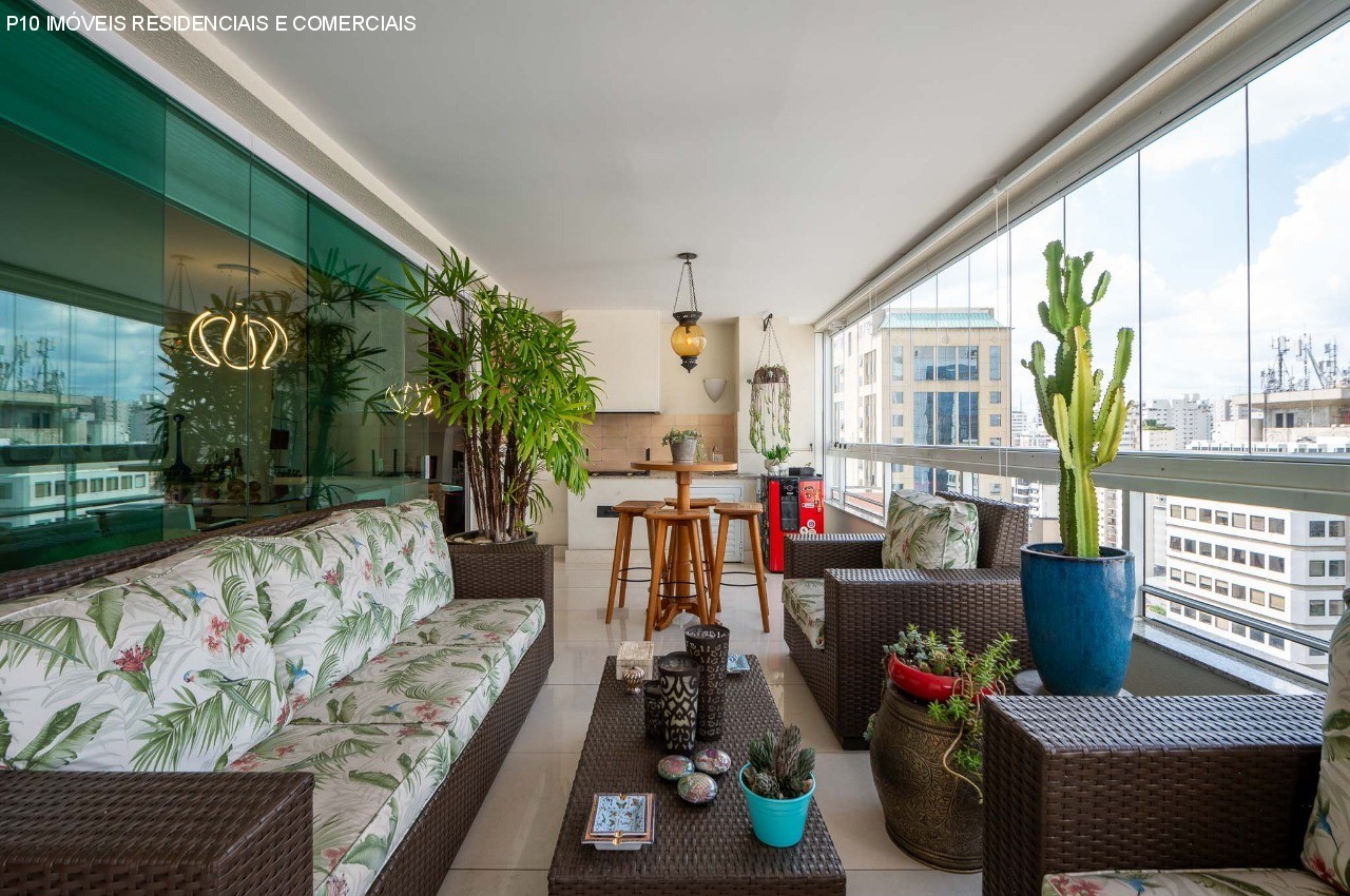 Apartamento, 3 quartos, 189 m² - Foto 1
