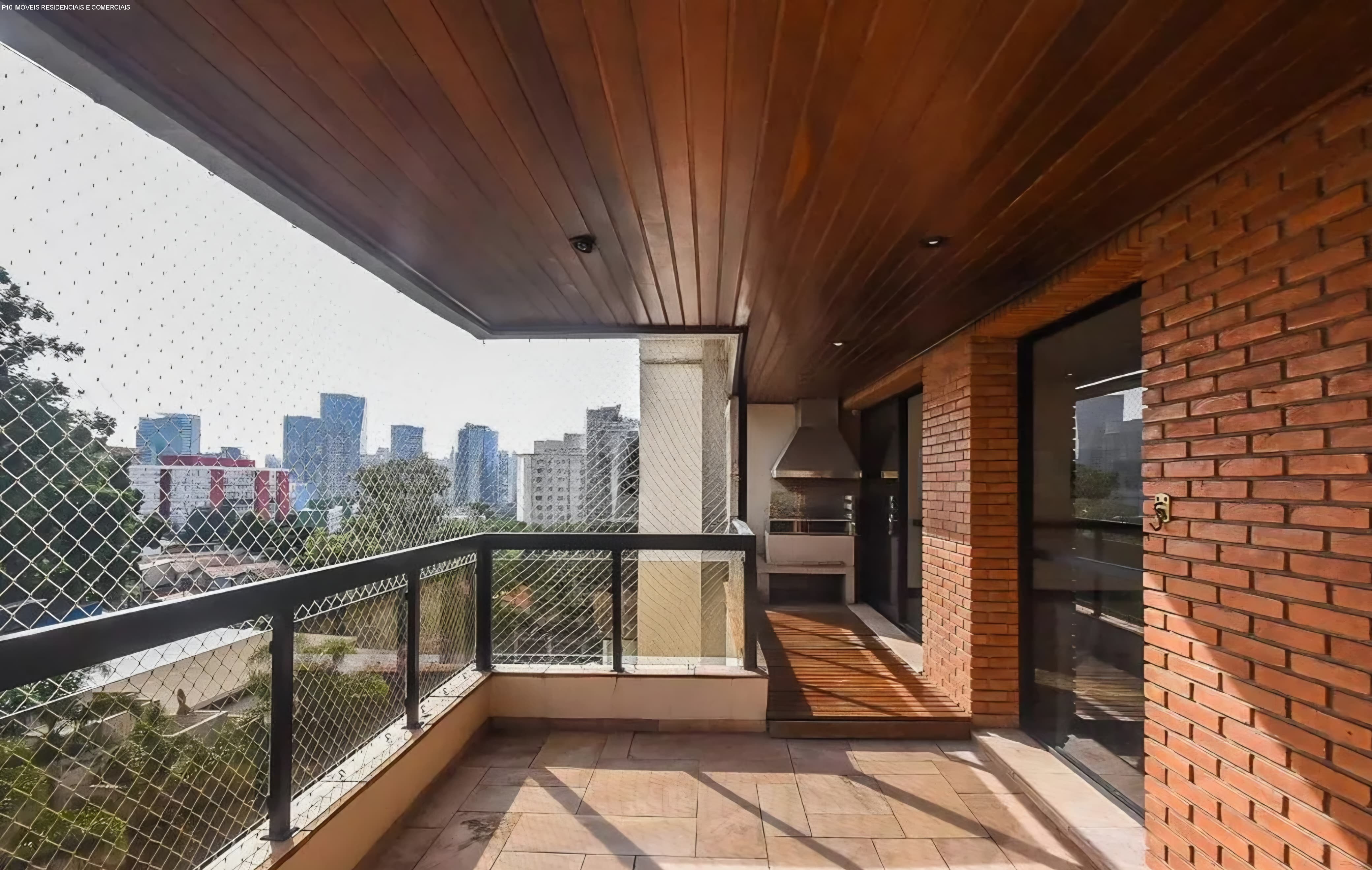 Apartamento à venda com 4 quartos, 246m² - Foto 2