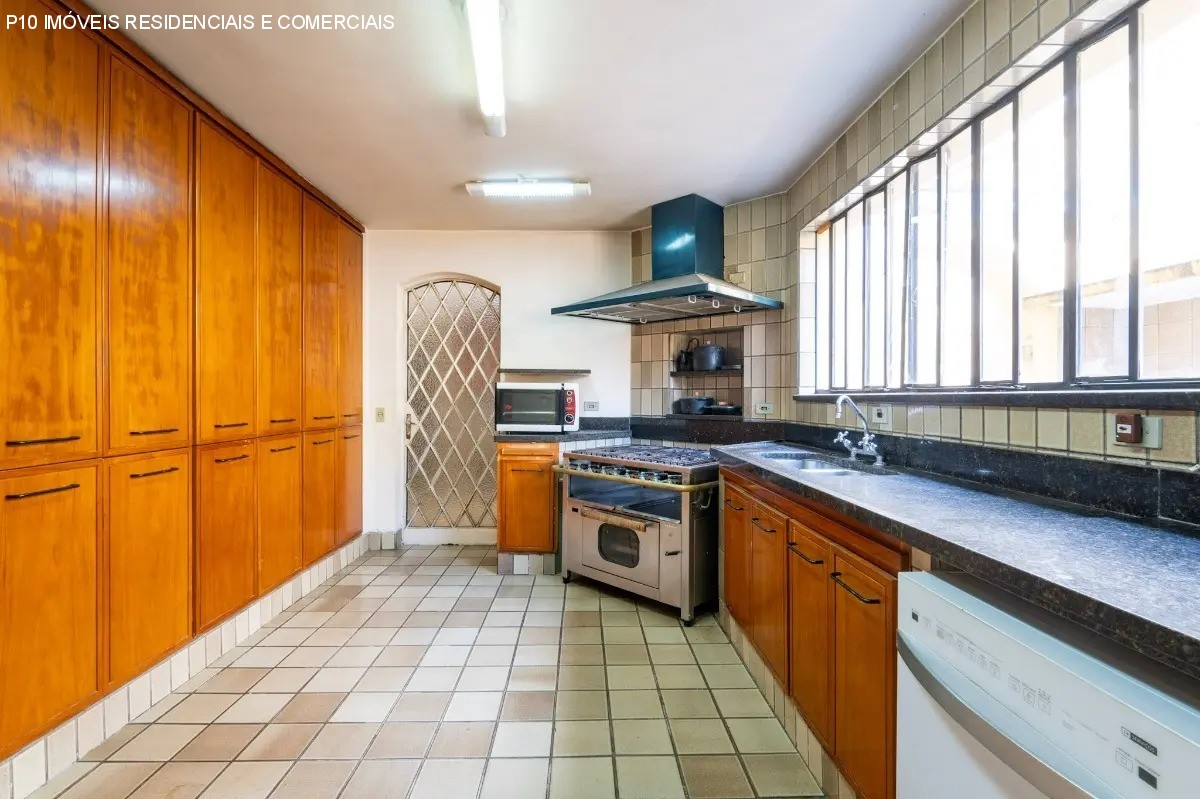 Casa à venda com 4 quartos, 417m² - Foto 25