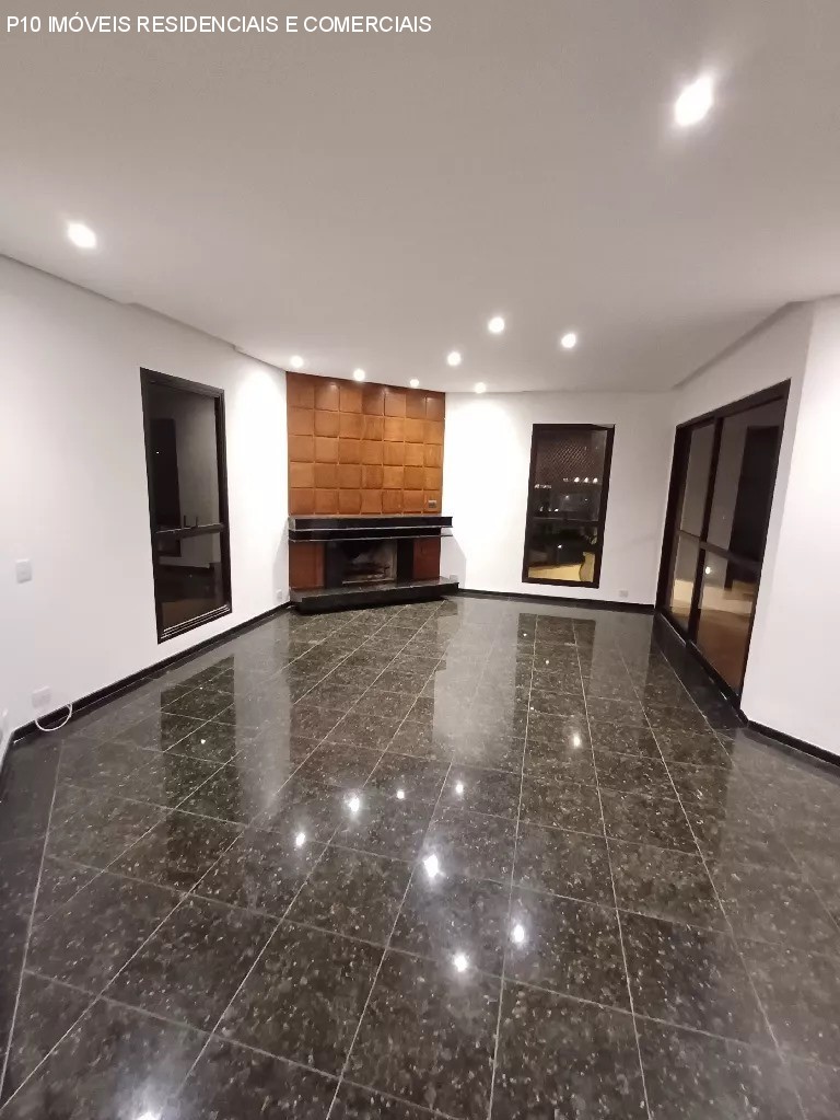 Apartamento à venda com 4 quartos, 246m² - Foto 7
