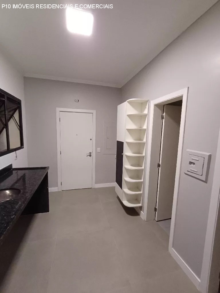 Apartamento à venda com 4 quartos, 246m² - Foto 11